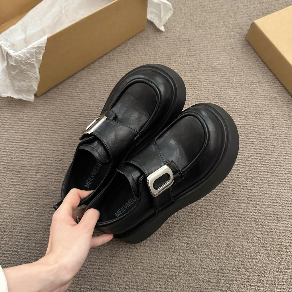 Black Round Head High-end Small Leather Shoes Women's Spring 2025 New Muffin Shoes Platform Sweet Cool Single Shoes Loafers