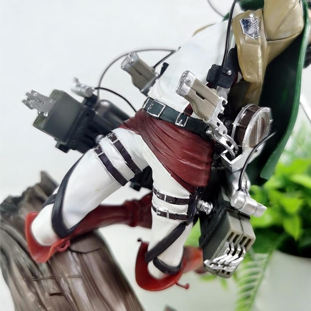 Attack on Titan: Tree stump Levi Captain Anime and trendy toys can be move 9.84Inch/24cm pvc FavoritesTable setup anime hot Toys