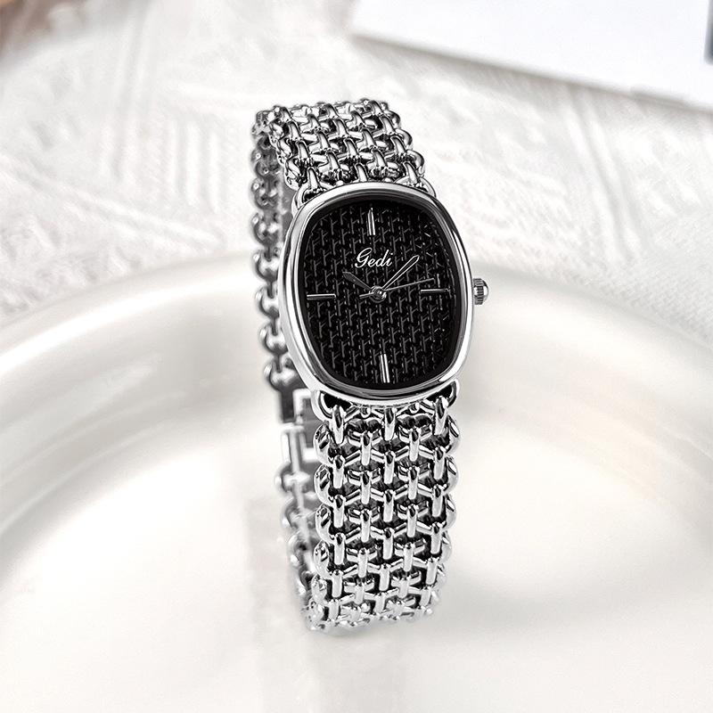 GEDI Fashion Women's Quartz Watch Luxury-inspired niche bracelet ladies' timepiece women's oval vintage quartz watch