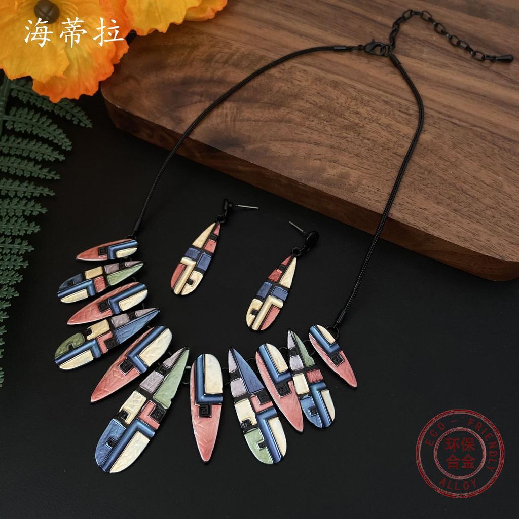 Luxury New Color Geometric Totem Necklace Earrings Set, Bohemian Ladies Premium Jewelry Set