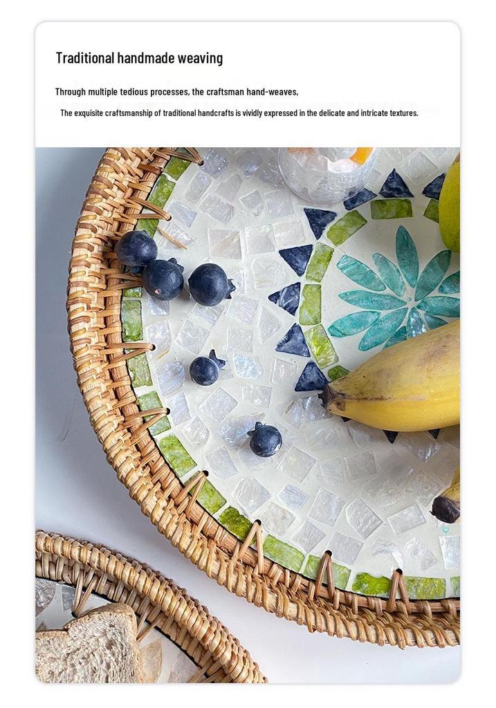 Handmade Rattan Round Light Luxury Tray for Picnic, Fruit, and Candy Storage in the Living Room or Restaurant.