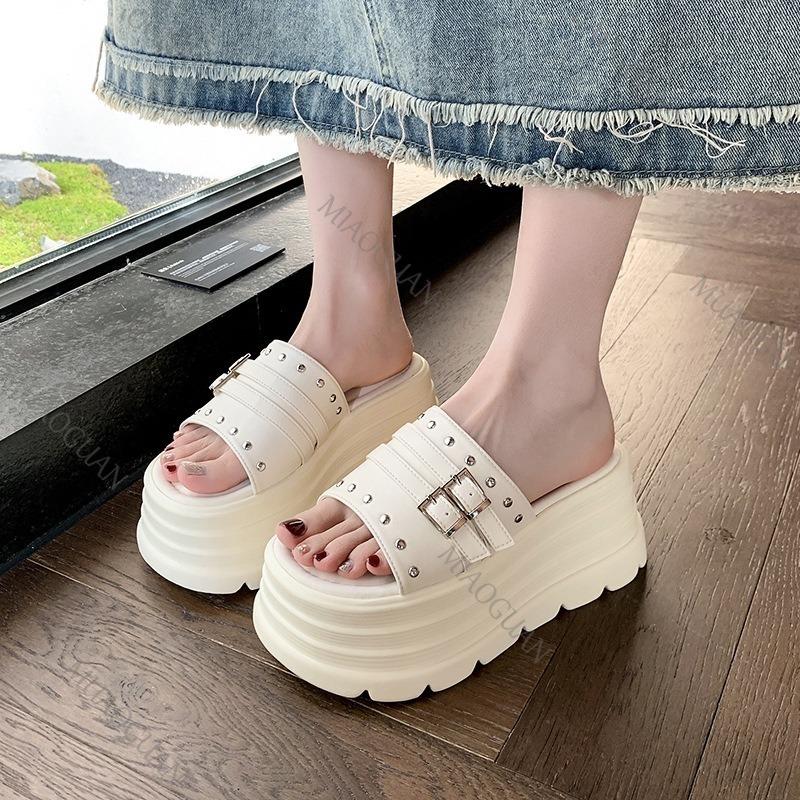 Fashion Thick Bottom Heightening Sandals Slippers Summer Outside 8cm High Heels Female Slipper Fashion Versatile Platform Beach Slides