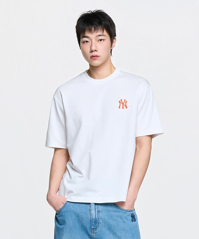 Emelbi Vintage Sportive Cursive Graphic Short Sleeve T-Shirt Ny (Ivory)