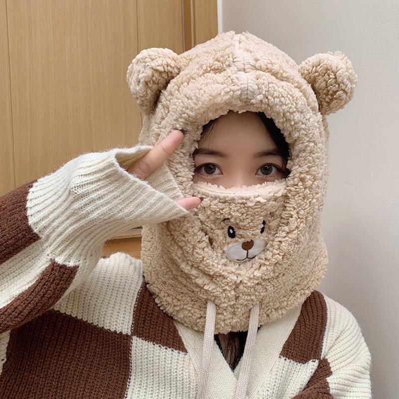 Winter mask with integrated ear protection, warm and windproof lamb wool hat for cycling in winter, plush hat for adults, panda design