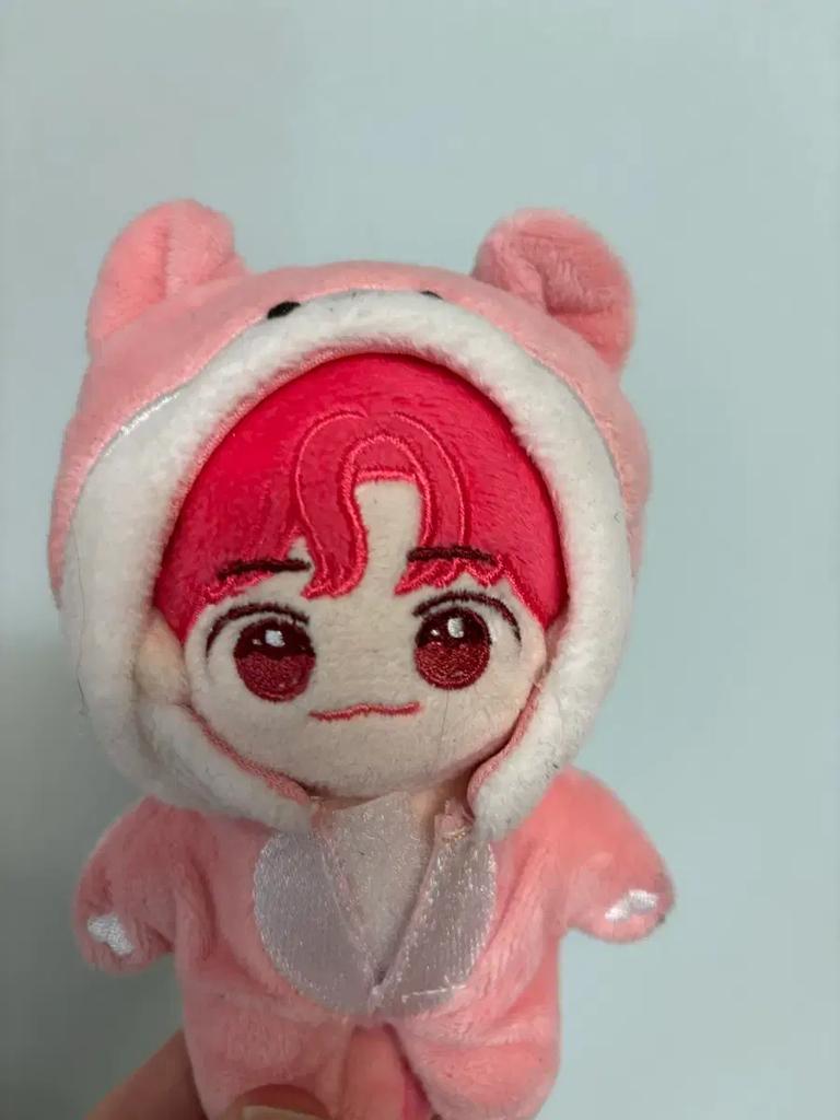 Cheese Pose Taehyung Doll Used