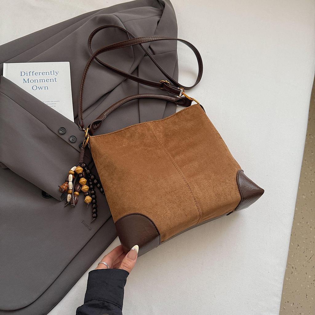 Retro Suede Crossbody Bag - Large Capacity Tote for Autumn/Winter