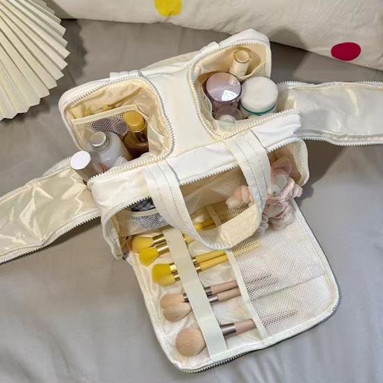 Travel Toiletry Bag Women Large Capacity Zip Around Makeup Bag Puffy Cosmetic