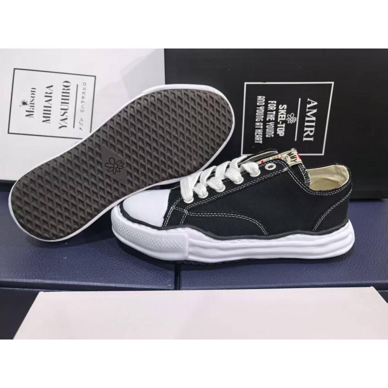 Unisex Casual Platform Sneakers With Lace-Up Men Women