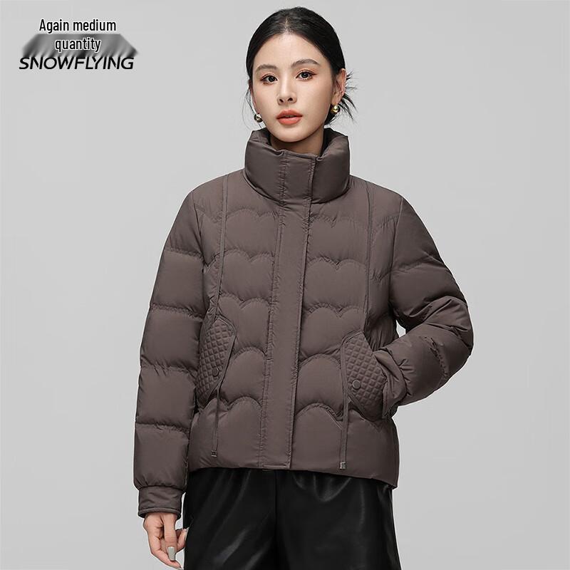 

Женский укороченный зимний пуховик Xuezhongfei со стойкой 175/96A