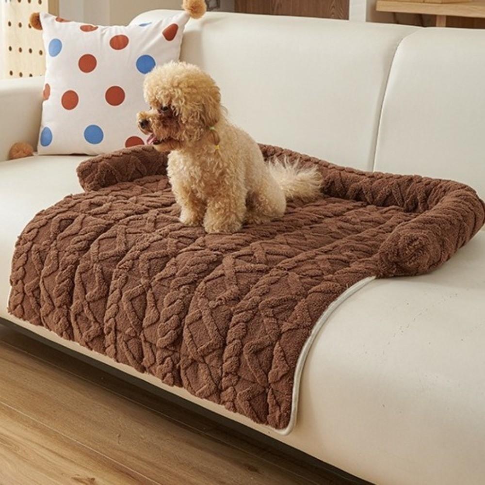 Non-Slip Pet Sofa Bed Scratch Resistant Cat Bed Mat Skin Friendly Car Pet Mat Car