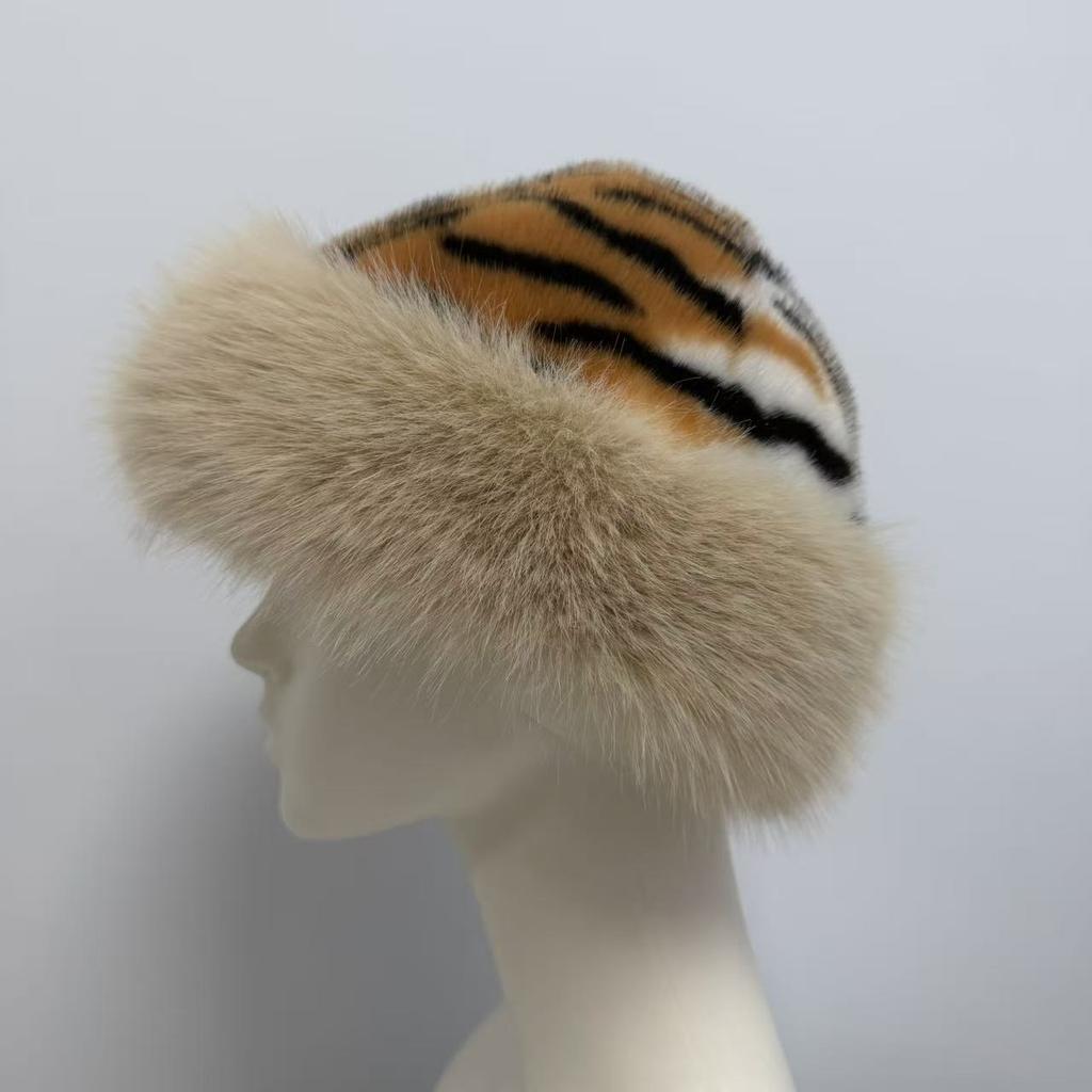 Neue Plüschmütze mit Tigerfellmuster, hochwertige warme Herbst- und Winter-verdickte Mode-Leopardenmuster-Schirmmütze, vielseitige Plüsch-Mongolenmütze