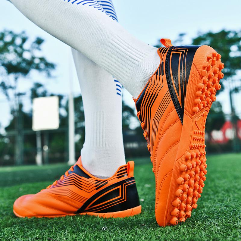 Professional Football Shoes Men Casual Society Sneaker Long Spikes TF/FG Resistant Soccer Shoes Boy High Quality Football Boots
