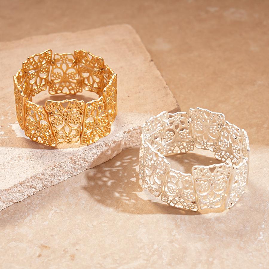 Matte metal hollow flower geometric splicing bracelet personality fashion temperament jewelry