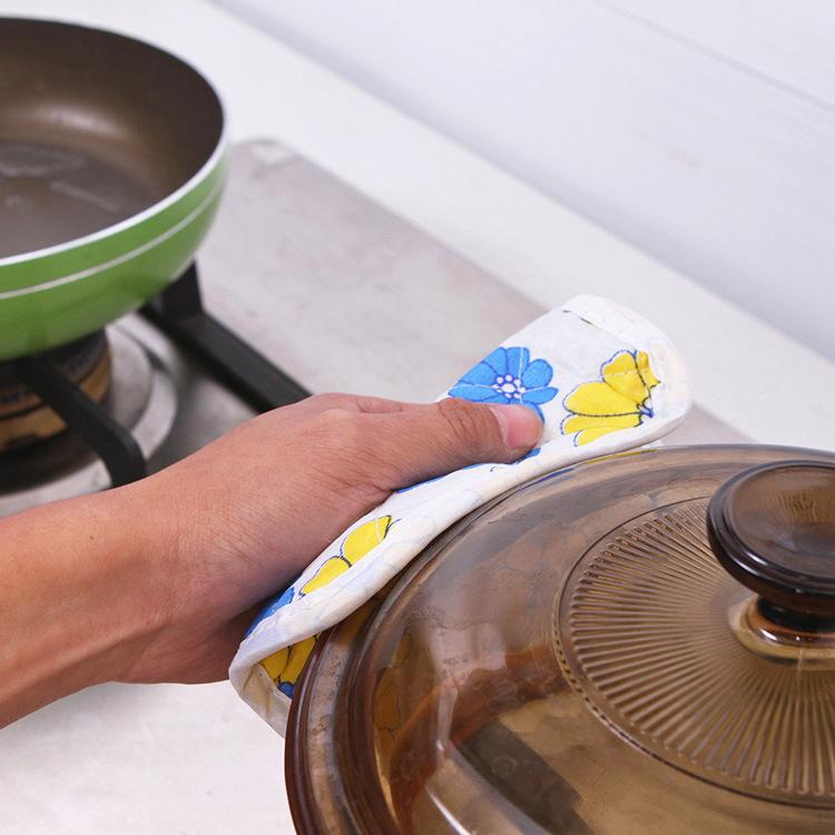 Microwave Oven Heat Proof Gloves 2 Sets Baking Oven Heat Resistant Gloves 2 Sets Heat Insulation Mat