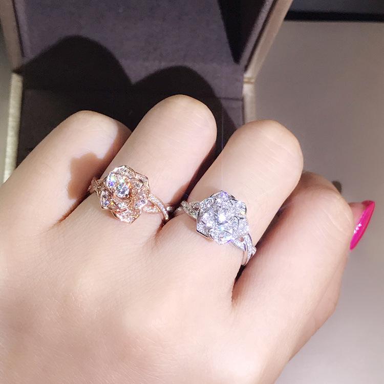 18K Rose Gold Simulated Diamond Wedding Ring for Women