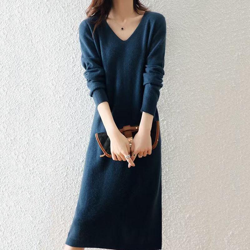 

Женское трикотажное шерстяное платье свободного кроя с V-образным вырезом длиной до колена для слегка зрелых женщин Small темно-синий