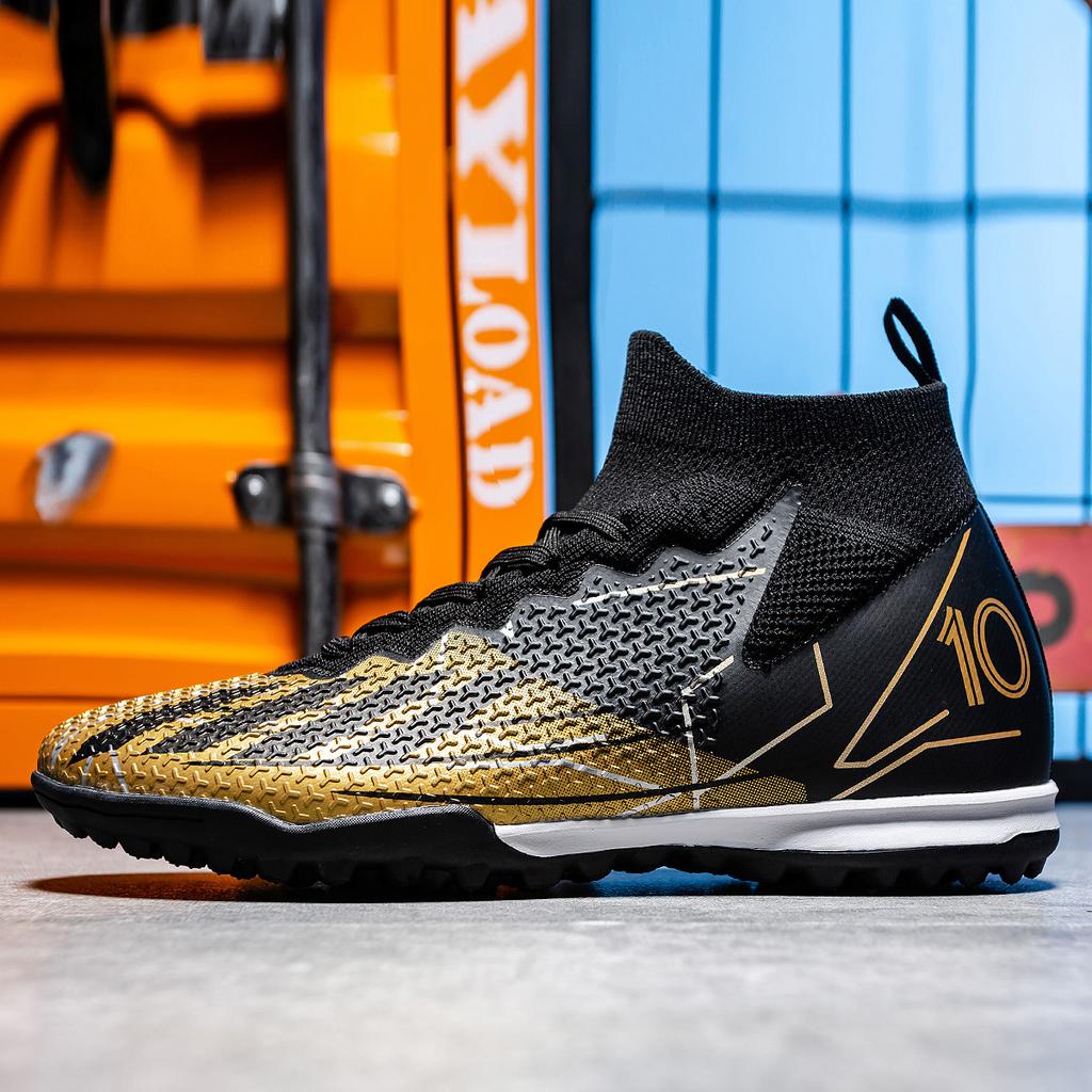 Men's Soccer Shoes Large Size Ultralight Football Boots Boys Sneakers Non-Slip AG/TF Soccer Cleats Ankle Boots Unisex