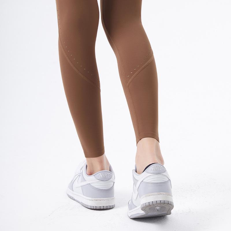 Seamless High-Waist Peach Hip Yoga Fitness Pants for Women
