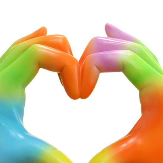 Rainbow Love Gesture Figurine Love Heart Hand Shape Statue Sculpture Home Office Bedroom Desktop Decoration Ornament