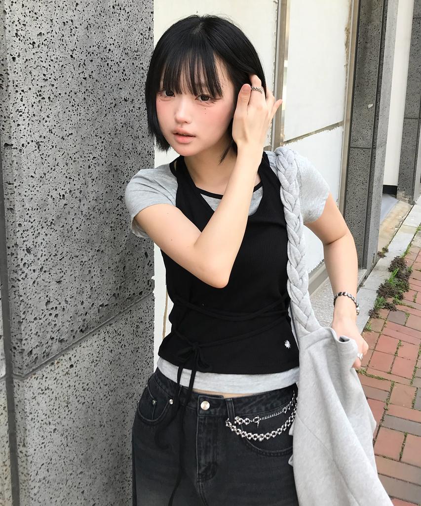 Sekeondeusolteu Strap Layered Ribbed Halter Neck T-Shirt (Melange Grey)