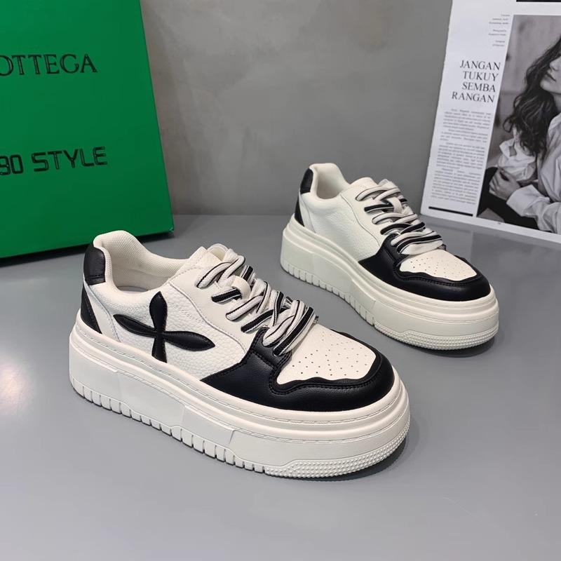 

Popular versatile platform white shoes women s height-increasing niche board shoes 2025 new spring and autumn leisure sports dad shoes 35 чёрный
