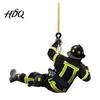 Weihnachtsdekoration Feuerwehr-Rüstung Feuerwehrmann-Uniform Auto-Rückspiegel Anhänger Zubehör Baum-Wichtel Schmuckstück Hängender Anhänger Innenraum Rückspiegel