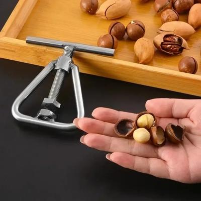 Pomůcky na ovoce a zeleninu – Louskáčky na ořechy