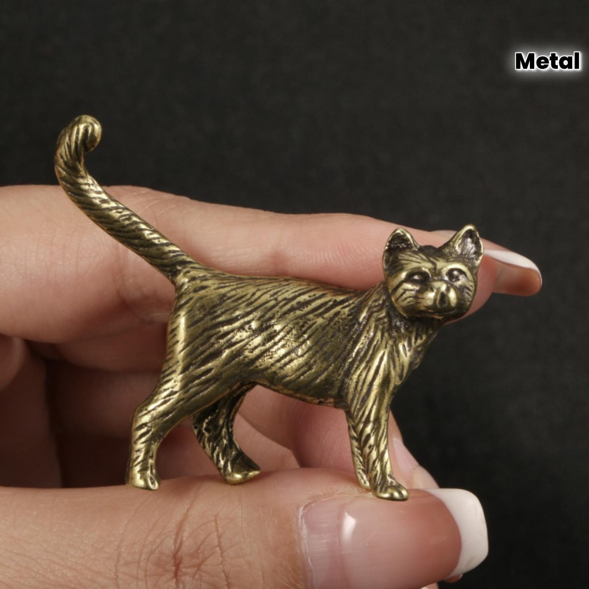 

Charming Kitten Statue - Handmade Metal Tea Pet, Exquisite Detail Design, Suitable for Desktop Decoration or Personal Collection