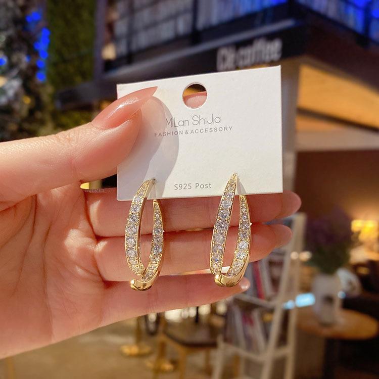 New Fashion Trend Geometric Gold Color Hoop Earrings Ladies Simple Round Hollow Pendant Open Earrings Fashion Jewelry Gift 