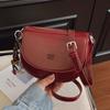 Autumn New Shoulder Bag Fashionable Small Fresh High Value Shoulder Bag Fashionable Commuter Messenger Women's Bag Bag