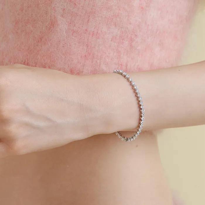 Round Tennis Bracelet