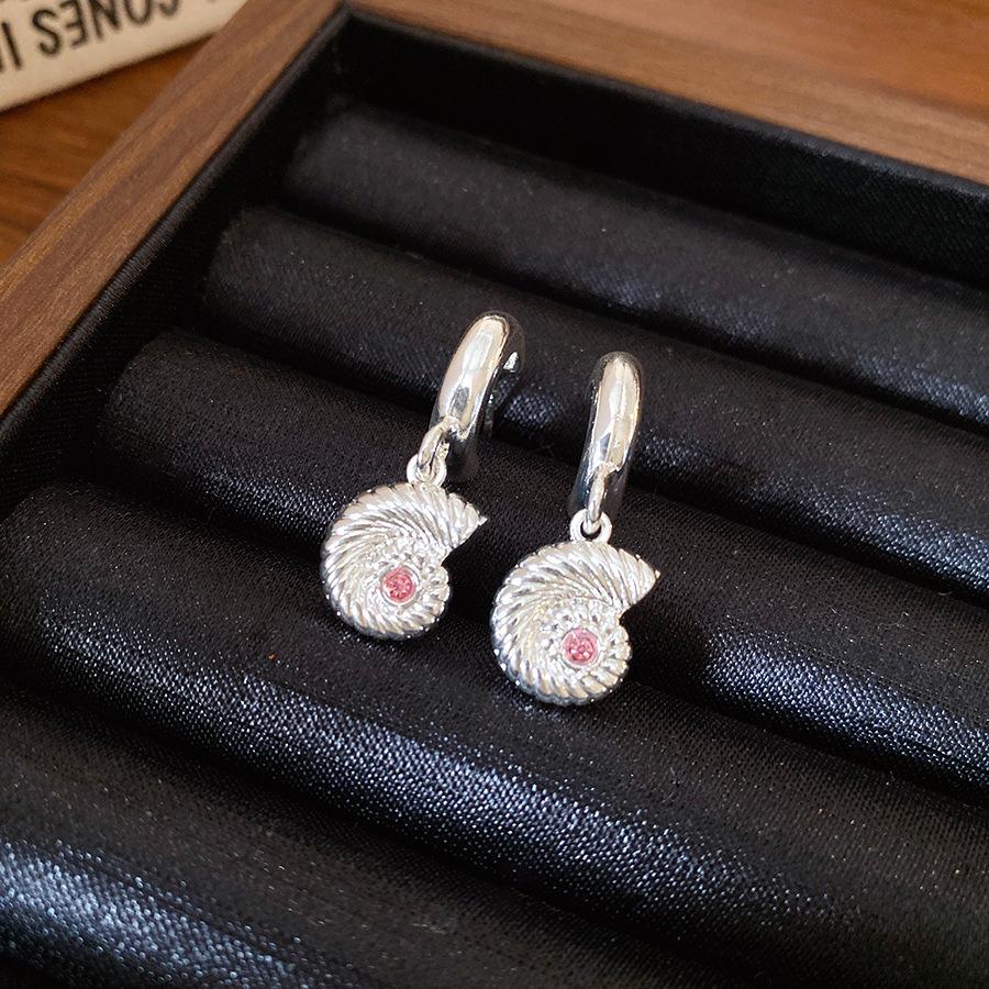 Silver Needle with Diamonds, Resin Star C-shaped Stud Earrings, Japanese and Korean Ins Sweet and Delicate Earrings, Niche High-end Earrings.