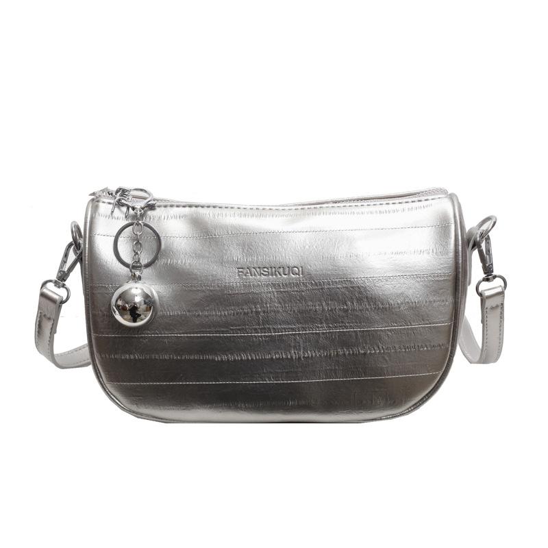 

This year, Boston 2024 new bag shoulder messenger bag women s versatile small bag popular pillow bag backpack срібний