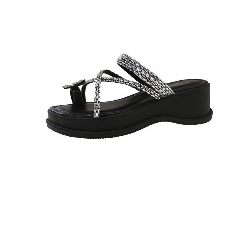 

Комплект тапочек на толстой подошве, корейская версия новых классных тапочек на толстой подошве летом 2025 года, женская мода, тапочки с открытым носком для 34 чёрный