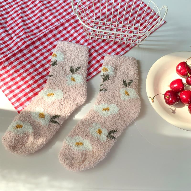 Autumn And Winter Coral Fleece Socks Women'S Fruit Cute Girl Medium Tube Floor Socks Women'S Fleece Thickened Sleep Confinement Socks
