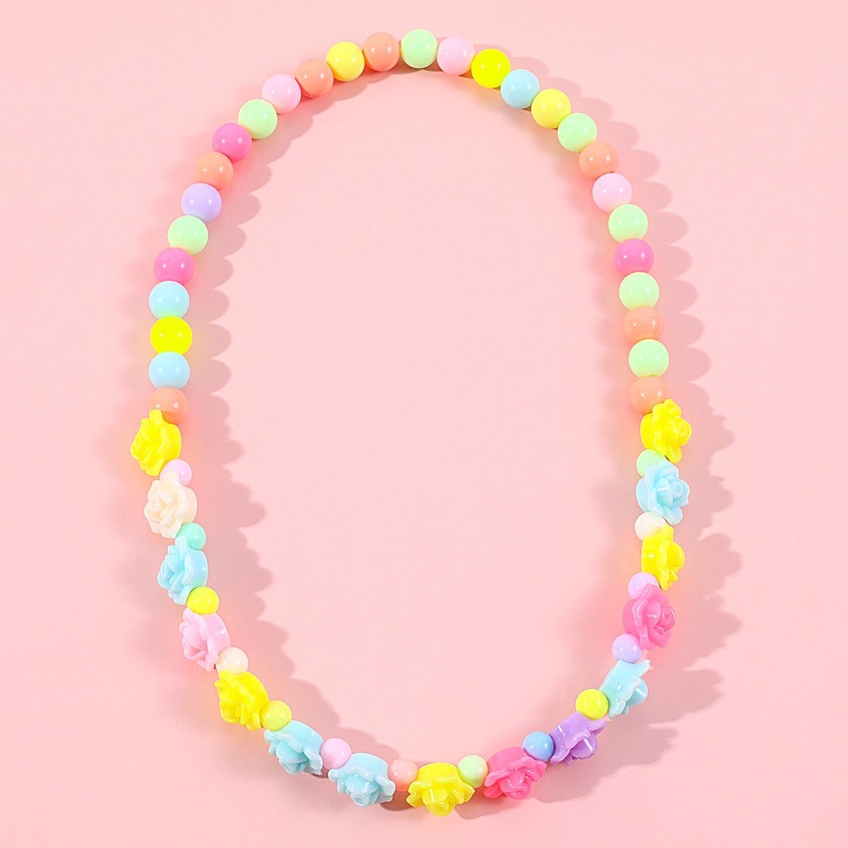 

Детский комплект из цветочного ожерелья и браслета – цветные акриловые бусины