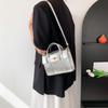 Fashionable Pu Shoulder Bag Stylish Street Trend Box Bag For Women In Elegant Black