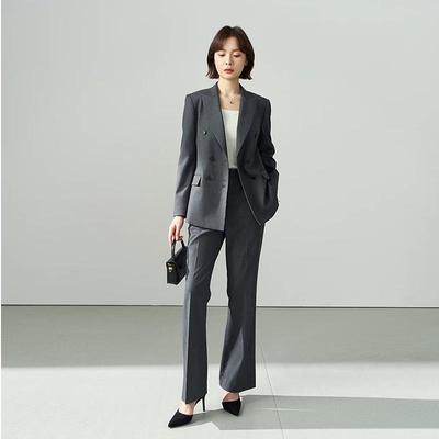 Completo da Donna Professionale Doppiopetto