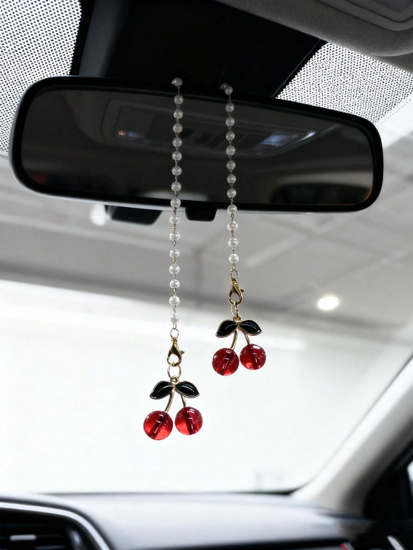 

Cherry Blossom Car Rearview Mirror Hanging Decor, Car Interior Pendant one-size червоний