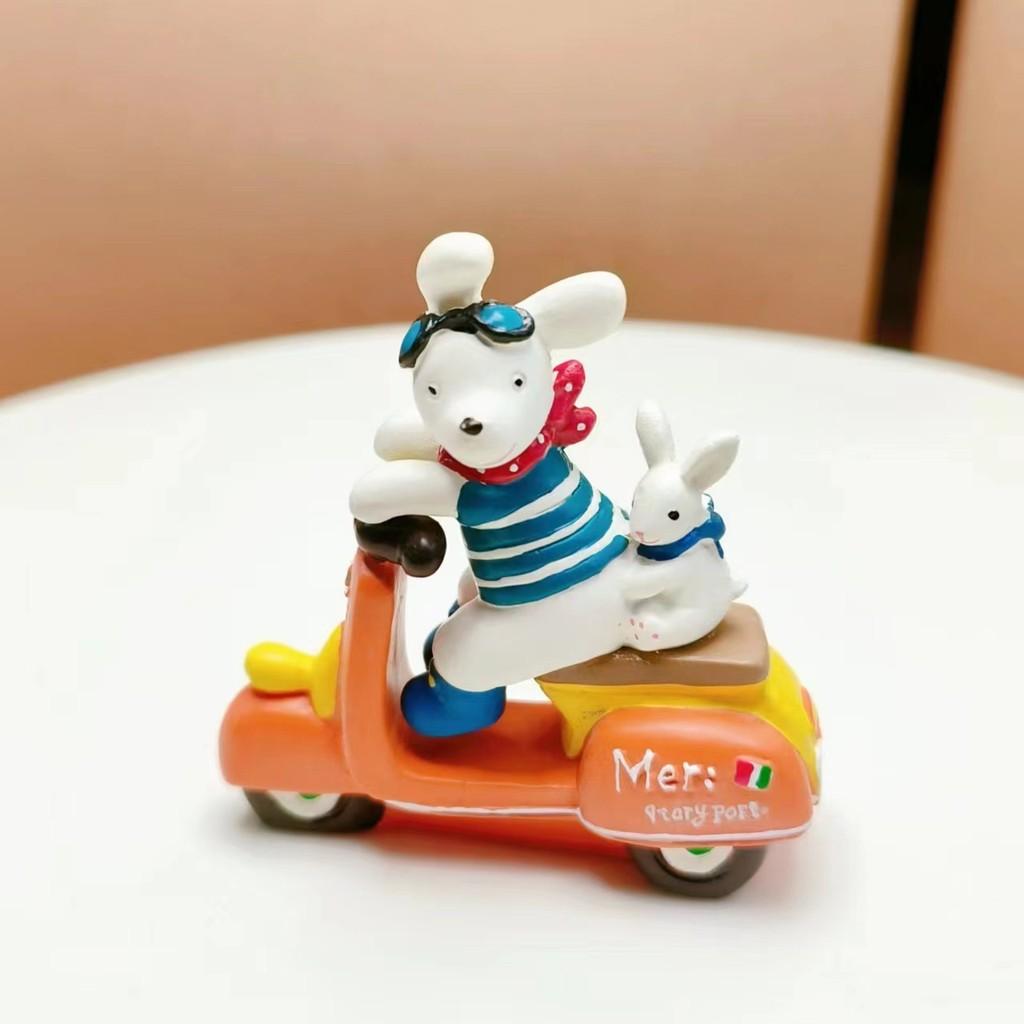 Resin Cartoon Dog Rabbit Figurine Ride Motorcycle For Home Office And Party Gift