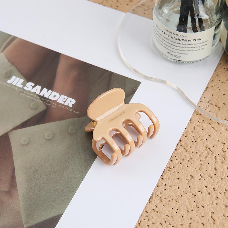 

Шикарная ацетатная мини-заколка-краб для универсальных женских причесок бежевый