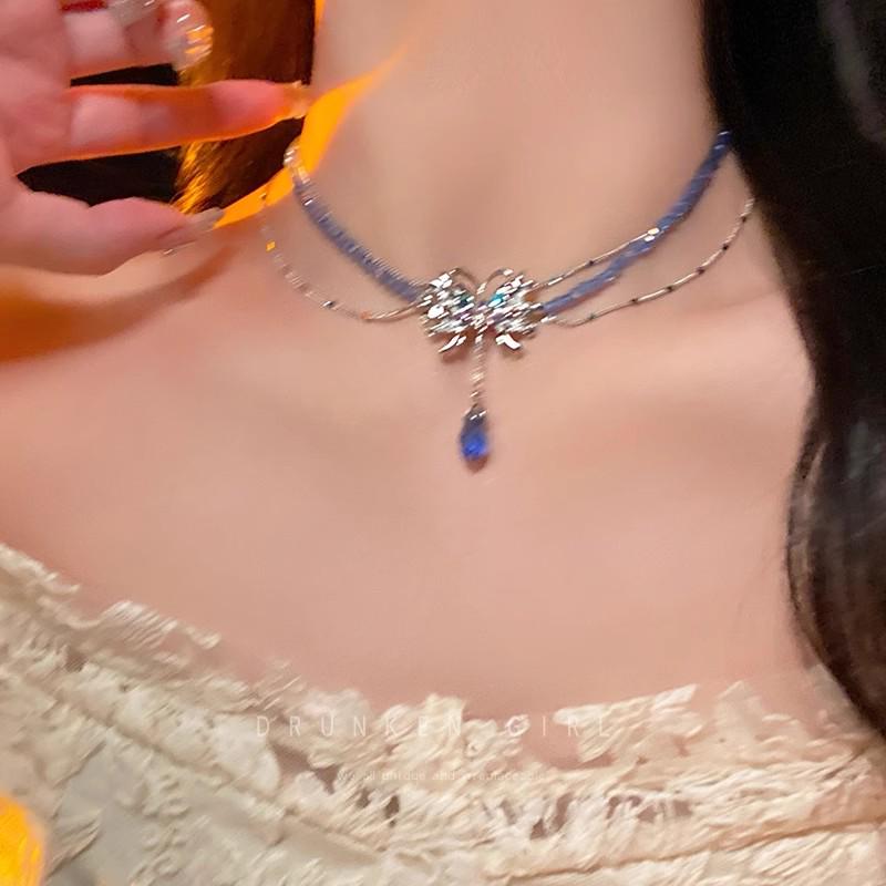 Elegant Stacked Pearl Necklace for Women - High-End Autumn/Winter Accessory with a Stylish Sweater Chain Design