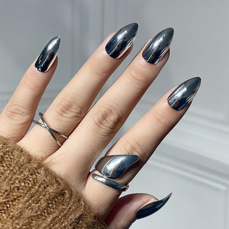 Short Stiletto Press-On Nails With Chrome Plating Glitter Finish Women