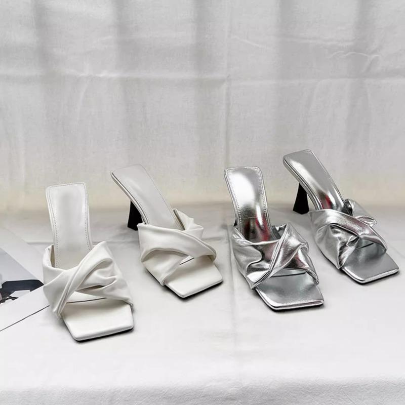 Mode Damen High Heels Pantoletten Plissierte Sandalen mit eckiger Zehenpartie Sexy Fad Slides Pumps 2025 Sommer Neue Schuhe Flip Flops Zapatillas De Mujer