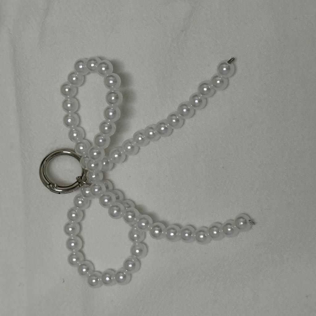 Sweet Cute Pearl Beaded Bowknot Charm Keychains Pendant Keyring Backpack Decoration Hanging Ornament for Women Girls