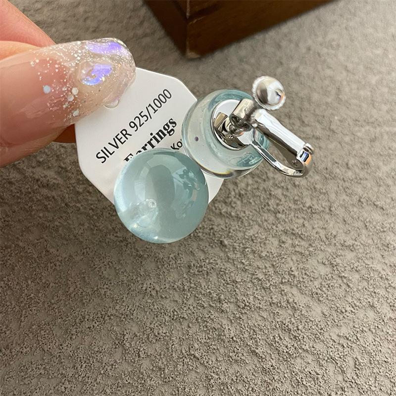 Korean version of dopamine color spherical earrings women's new fashion resin stud earrings sweet and cute round bead earrings