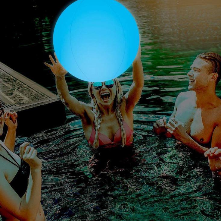 Remote-Controlled 16-Color LED Inflatable 40cm Luminous Beach Ball