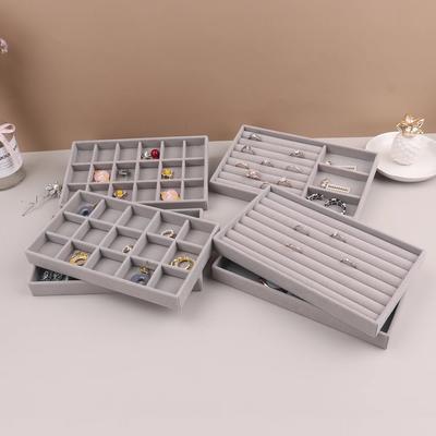 Sametový stojan na šperky Stohovatelné Vynikající držák na šperky Přenosný prsten Náušnice Náhrdelník Organizér Box organizator de boys