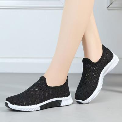Sapatos de Tecido de Verão com Fundo Plano Vazado Tênis Feminino para Esportes e Lazer Sapatos Planos Confortáveis