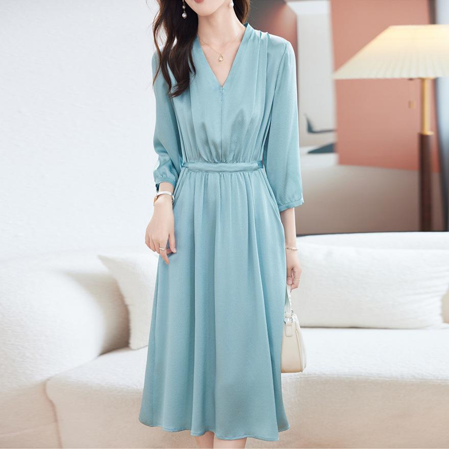 

Платье из жемчужного атласного шелка, женское летнее новое, с V-образным вырезом, приталенное, из шелка-тутового шелкопряда, А-силуэта, средней длины L